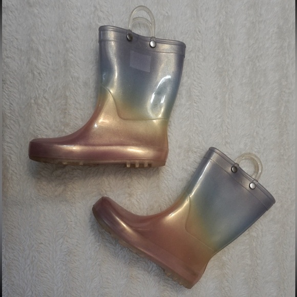 Cat & Jack Cece Rainbow Rain Boots - Multicolor
Size 11
Some - Picture 2 of 7